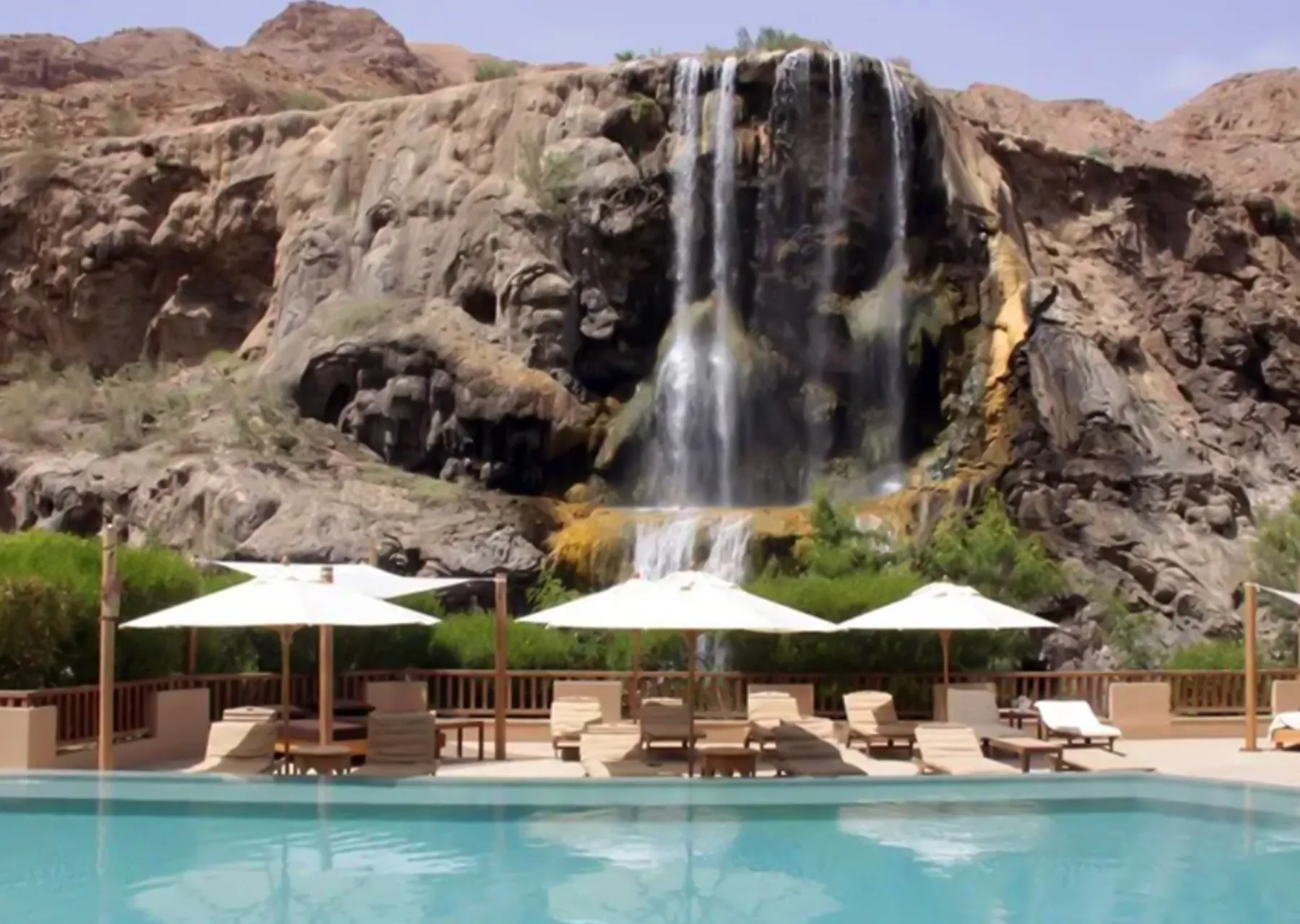 حمامات ماعين